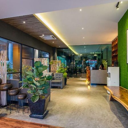 Nap Hotel Johor Bahru Exterior foto