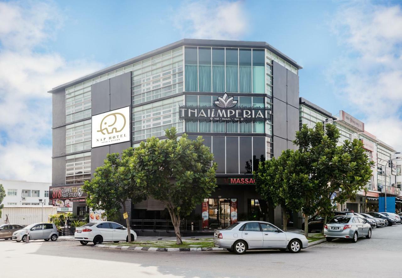 Nap Hotel Johor Bahru Exterior foto